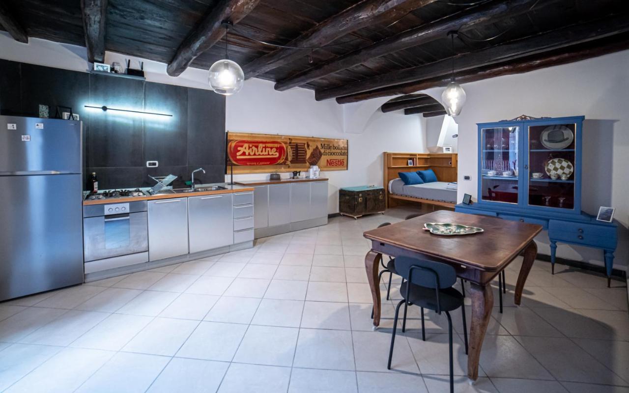 Glika Appartamento Napoletano Napoli Bagian luar foto